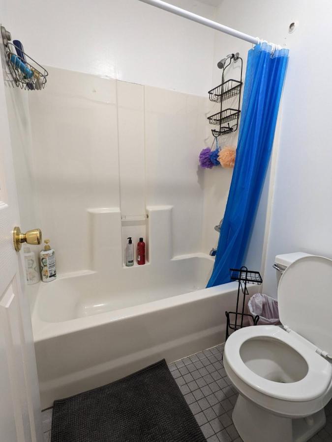 Spacious Room For 4 People In Williamsburg ! New York Exterior photo